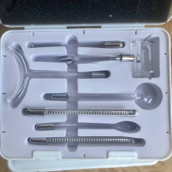 NEW SPA Skin Care Collection NIB - Picture 4 of 11